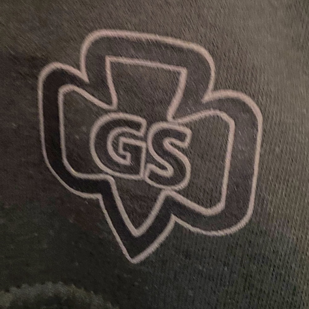 Girl Scout zipper jacket. Size medium.